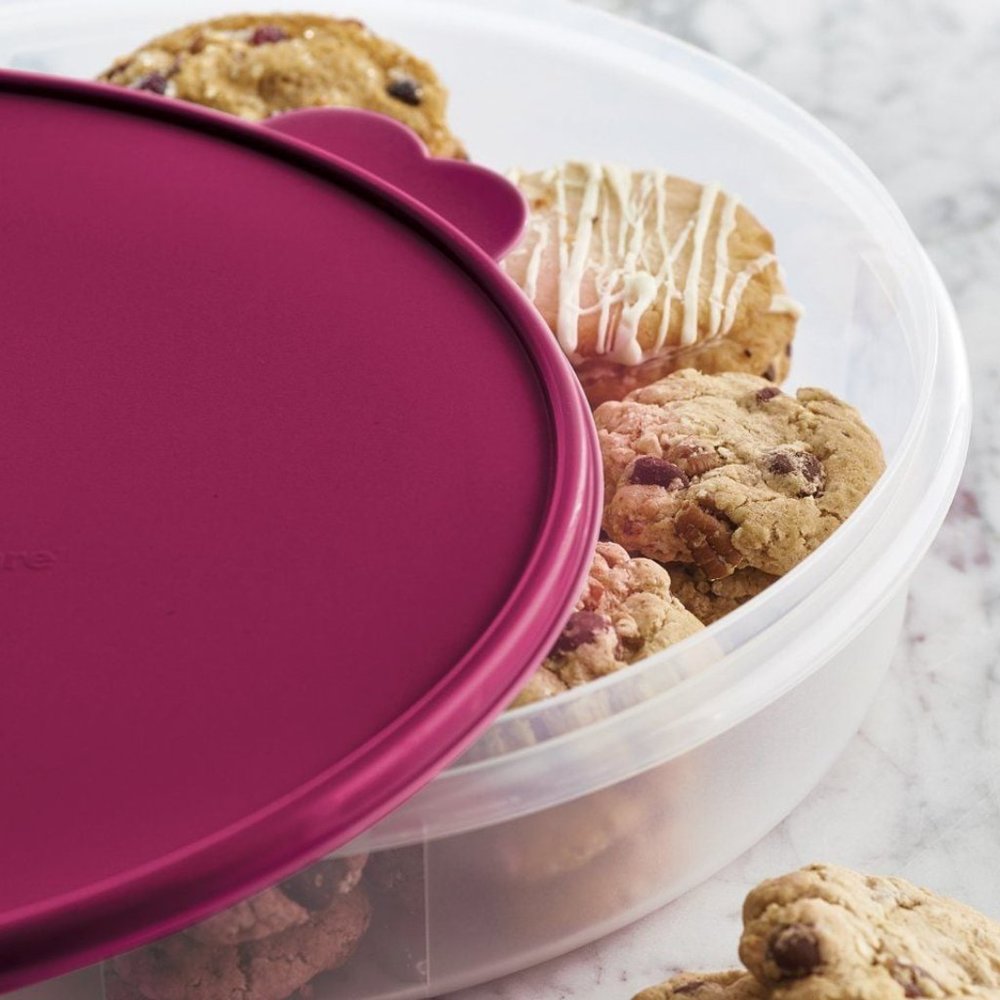 Tupperware Round Container - Picture 13 of 14